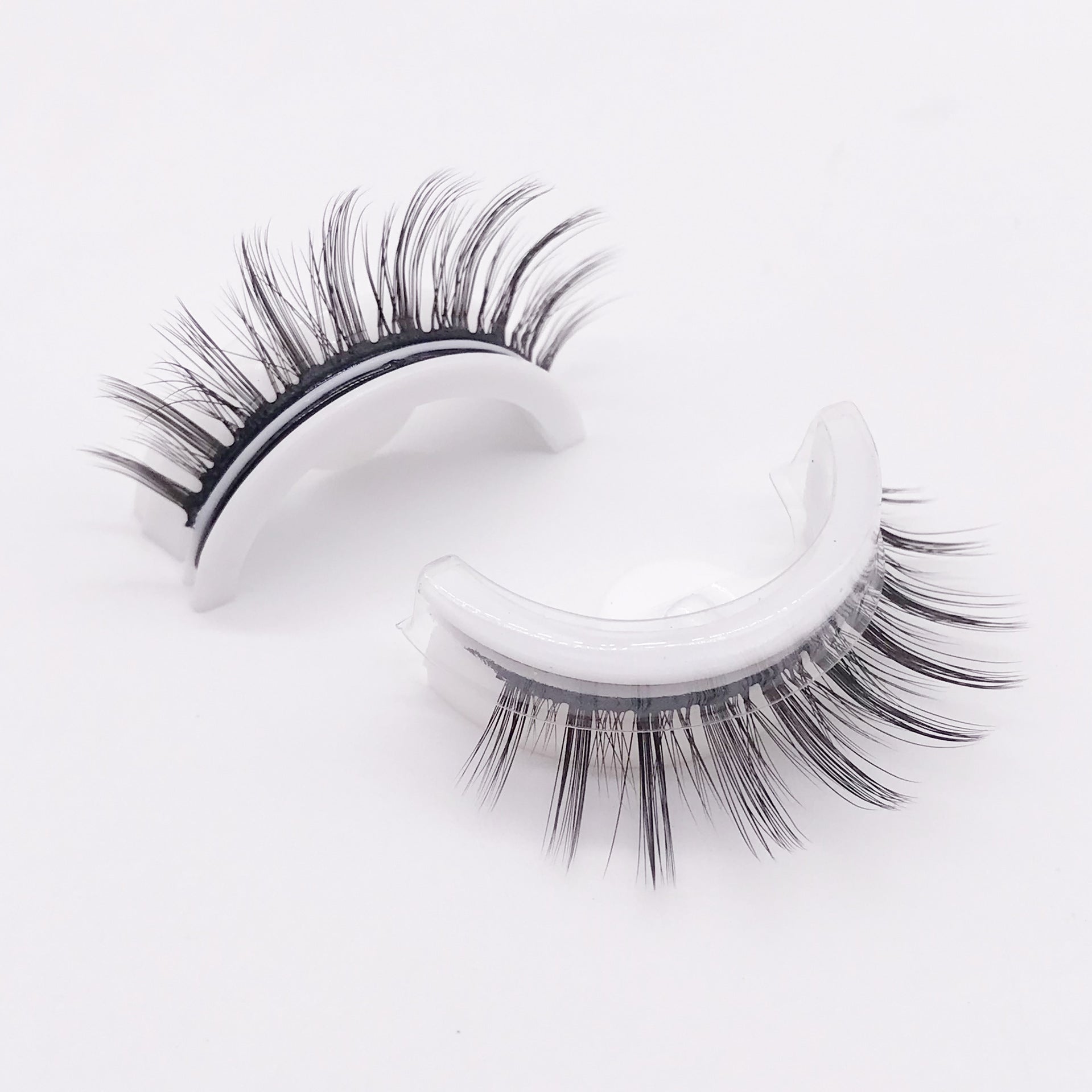 2 PCS Reusable Self Adhesive Eyelashes