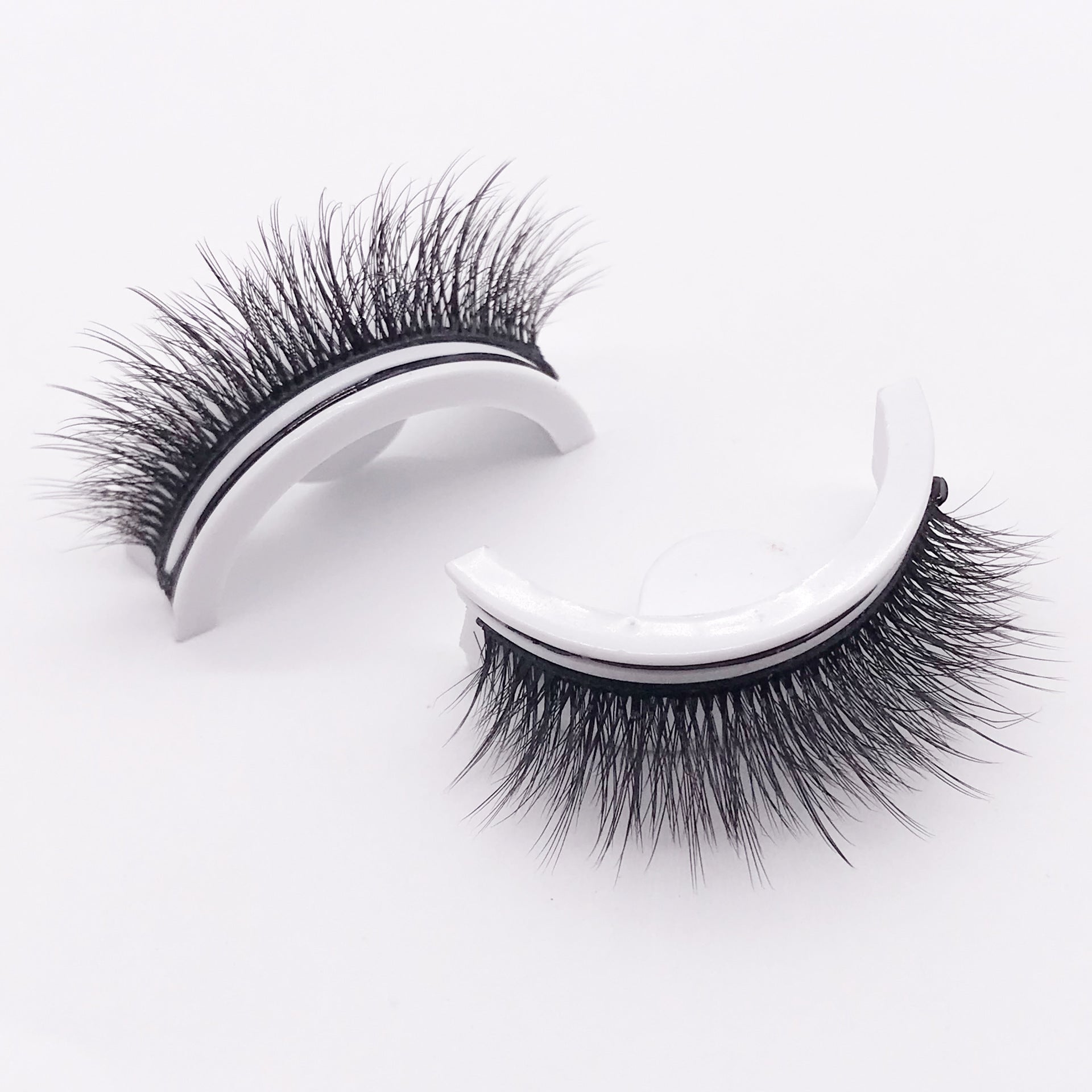 2 PCS Reusable Self Adhesive Eyelashes